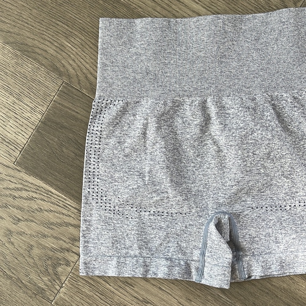 GRAY workout set - Picture 4 of 8